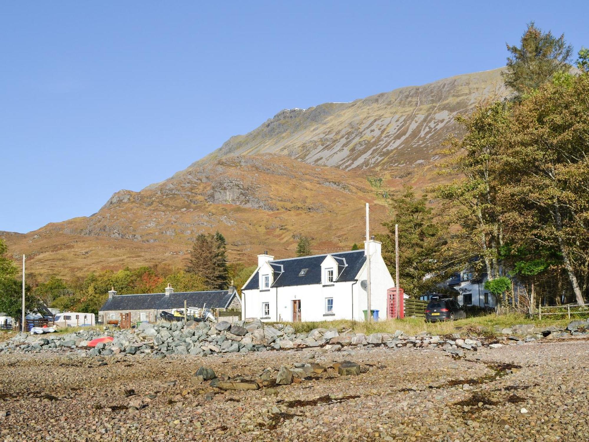 Arnisdale Shore Cottage מראה חיצוני תמונה