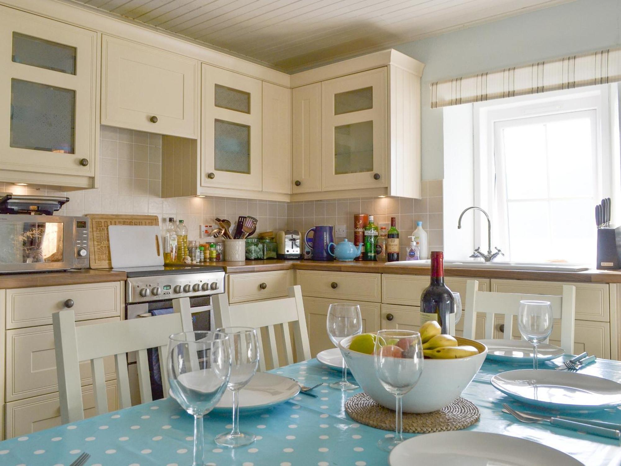 Arnisdale Shore Cottage מראה חיצוני תמונה